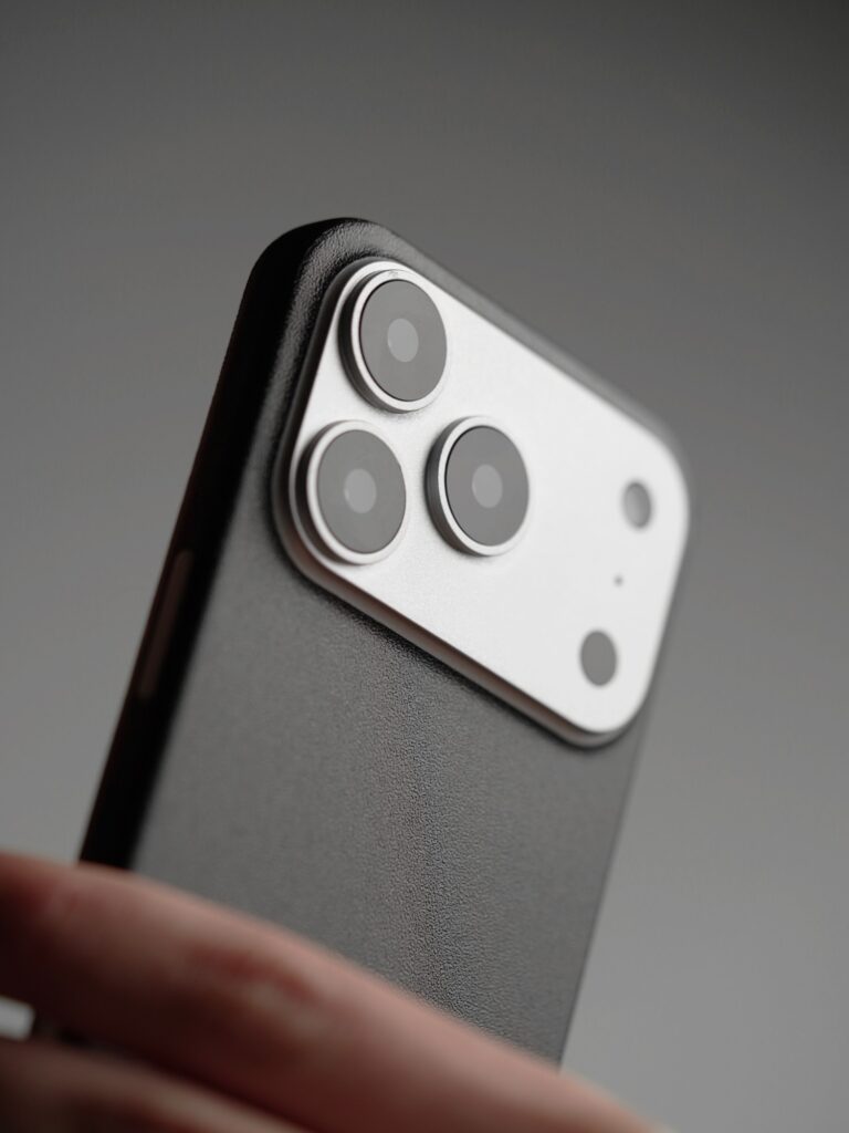 iphone 17 pro skins